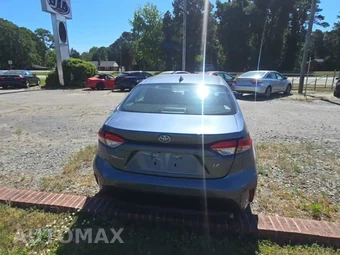 2025 Toyota Corolla LE Sedan - miniatura 4