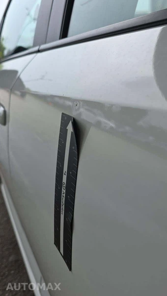 2025 Toyota Corolla LE Sedan - miniatura 23