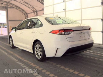 2025 Toyota Corolla LE Sedan - miniatura 6