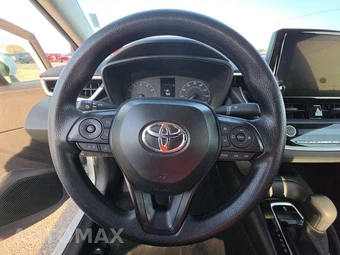 2025 Toyota Corolla LE Sedan - miniatura 10