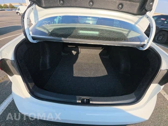 2025 Toyota Corolla LE Sedan - miniatura 16