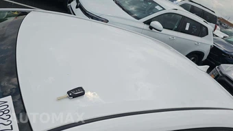 2025 Toyota Corolla LE Sedan - miniatura 19