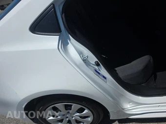2025 Toyota Corolla LE Sedan - miniatura 26