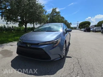 2025 Toyota Corolla LE Sedan