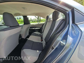 2025 Toyota Corolla LE Sedan - miniatura 10