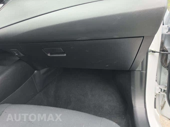 2025 Toyota Corolla LE Sedan - miniatura 16