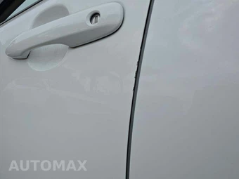 2025 Toyota Corolla LE Sedan - miniatura 18