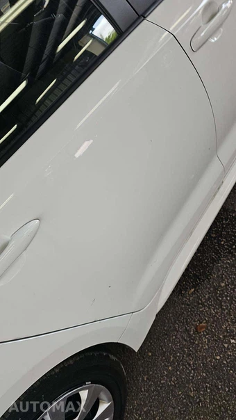 2025 Toyota Corolla LE Sedan - miniatura 24