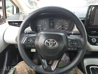 2025 Toyota Corolla LE Sedan - miniatura 10