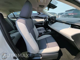 2025 Toyota Corolla LE Sedan - miniatura 8