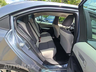 2025 Toyota Corolla LE Sedan – miniatura 13