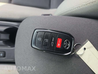 2025 Toyota Corolla LE Sedan – miniatura 5