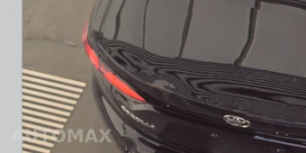 2025 Toyota Corolla LE Sedan - miniatura 32