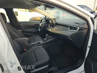 2025 Toyota Corolla LE Sedan - miniatura 8