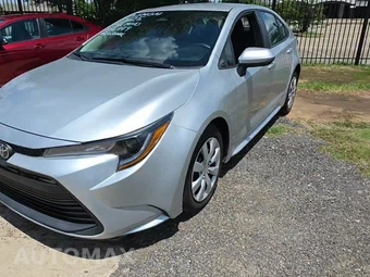 2025 Toyota Corolla LE Sedan