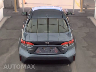 2025 Toyota Corolla LE Sedan - miniatura 5