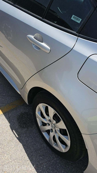 2025 Toyota Corolla LE Sedan - miniatura 24