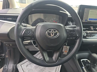 2025 Toyota Corolla LE Sedan - miniatura 10
