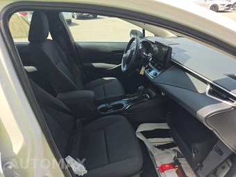 2025 Toyota Corolla LE Sedan - miniatura 8
