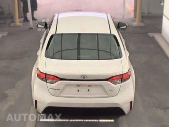 2025 Toyota Corolla LE Sedan - miniatura 6