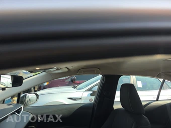 2025 Toyota Corolla LE Sedan - miniatura 19
