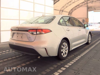 2025 Toyota Corolla LE Sedan - miniatura 4