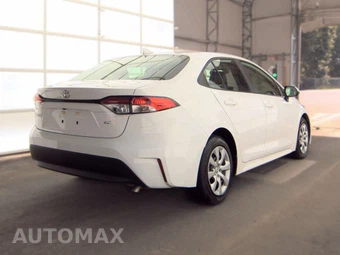 2025 Toyota Corolla LE Sedan - miniatura 4