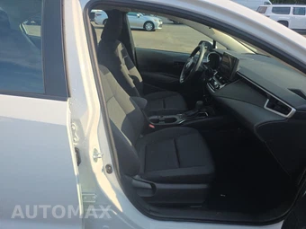 2025 Toyota Corolla LE Sedan - miniatura 8