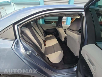 2025 Toyota Corolla LE Sedan – miniatura 13