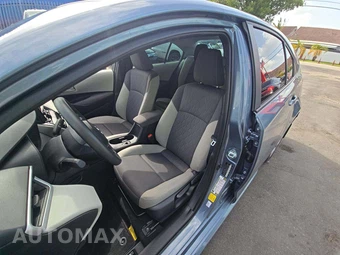 2025 Toyota Corolla LE Sedan – miniatura 3