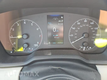 2025 Toyota Corolla LE Sedan - miniatura 8
