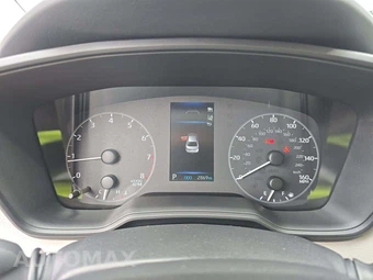 2025 Toyota Corolla LE Sedan - miniatura 9