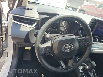 2025 Toyota Corolla LE Sedan - miniatura 10