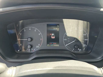 2025 Toyota Corolla LE Sedan - miniatura 18