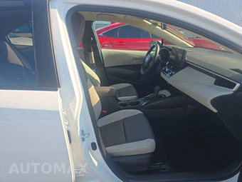 2025 Toyota Corolla LE Sedan - miniatura 8