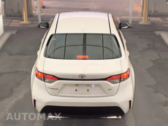 2025 Toyota Corolla LE Sedan - miniatura 5