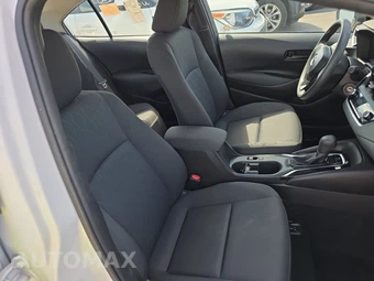 2025 Toyota Corolla LE Sedan - miniatura 8