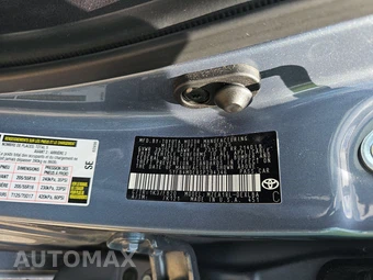 2025 Toyota Corolla LE Sedan - miniatura 14