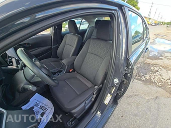 2025 Toyota Corolla LE Sedan - miniatura 3
