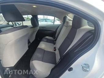 2025 Toyota Corolla LE Sedan – miniatura 13