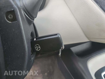 2025 Toyota Corolla LE Sedan – miniatura 8