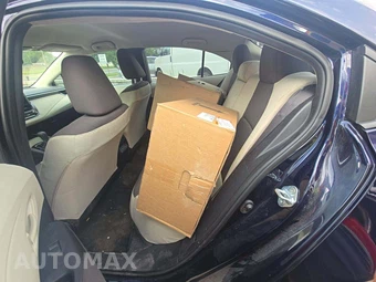 2025 Toyota Corolla LE Sedan - miniatura 13