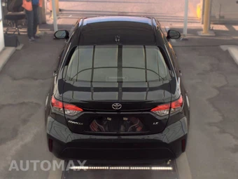2025 Toyota Corolla LE Sedan - miniatura 5