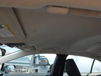 2025 Toyota Corolla LE Sedan - miniatura 17