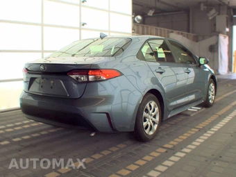 2025 Toyota Corolla LE Sedan - miniatura 4
