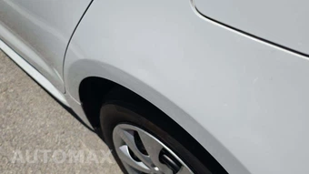 2025 Toyota Corolla LE Sedan - miniatura 18