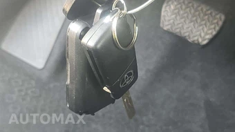 2025 Toyota Corolla LE Sedan - miniatura 17