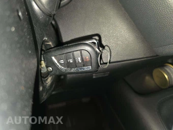 2025 Toyota Corolla LE Sedan - miniatura 5