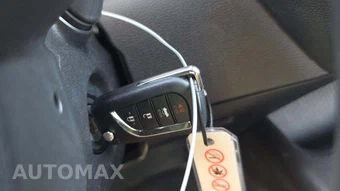 2025 Toyota Corolla LE Sedan - miniatura 19