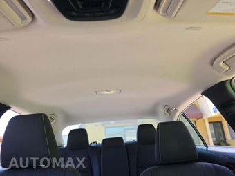 2025 Toyota Corolla LE Sedan - miniatura 8